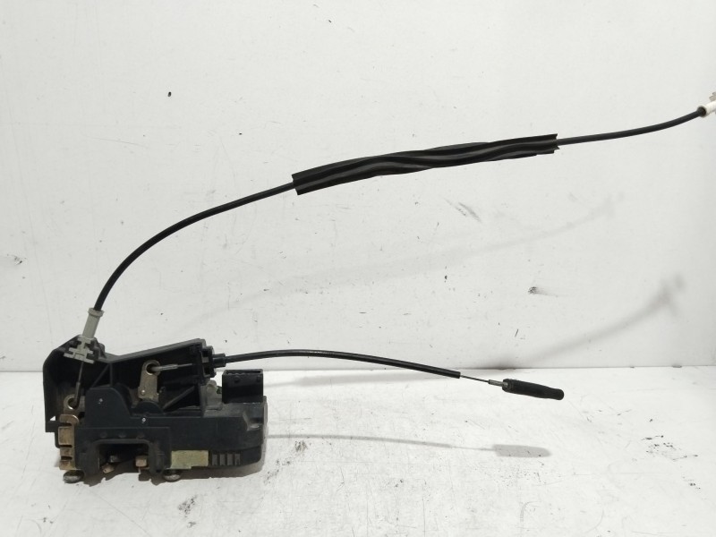 Recambio de cerradura puerta delantera derecha para opel astra f berlina básico referencia OEM IAM   