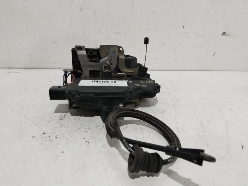 Recambio de cerradura puerta delantera derecha para volkswagen bora berlina (1j2) trendline referencia OEM IAM 6X1837014G  