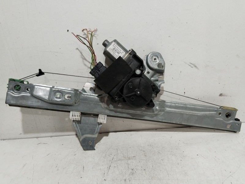 Recambio de elevalunas delantero derecho para peugeot 308 sw sport referencia OEM IAM 9675467380  