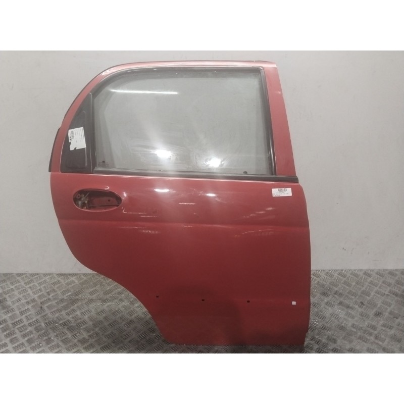 Recambio de puerta trasera derecha para daewoo matiz cd referencia OEM IAM 96512907 ROJO 