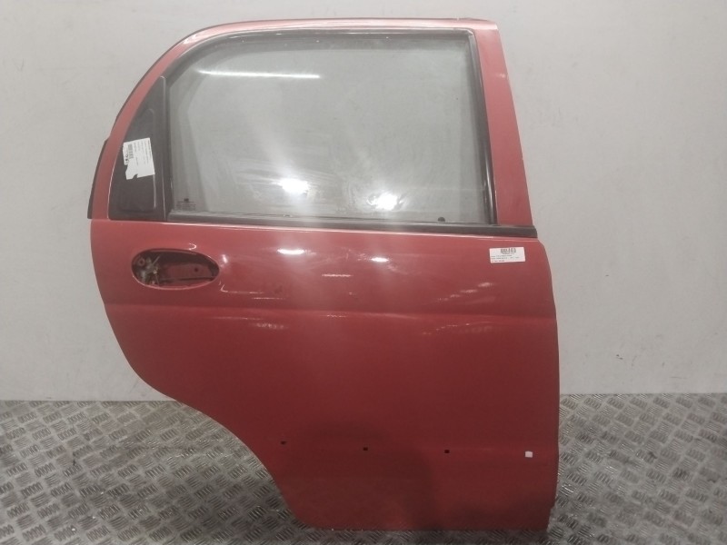 Recambio de puerta trasera derecha para daewoo matiz cd referencia OEM IAM 96512907 ROJO 