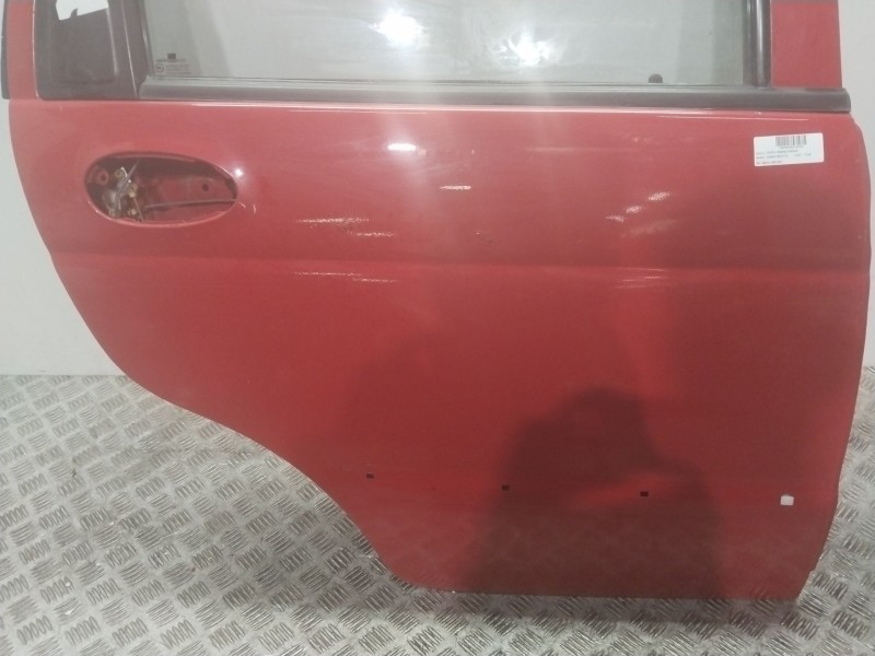Recambio de puerta trasera derecha para daewoo matiz cd referencia OEM IAM 96512907 ROJO 