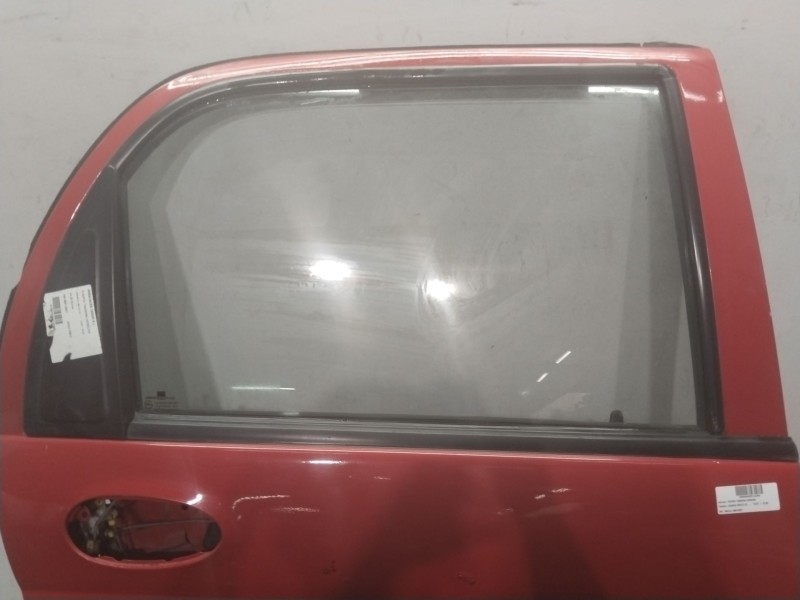 Recambio de puerta trasera derecha para daewoo matiz cd referencia OEM IAM 96512907 ROJO 