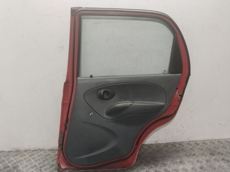 Recambio de puerta trasera derecha para daewoo matiz cd referencia OEM IAM 96512907 ROJO 