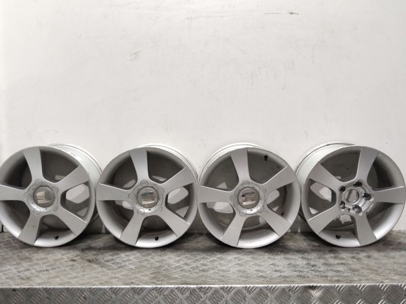 Recambio de juego llantas aluminio 16 pulgadas para seat leon (1p1) reference referencia OEM IAM 5P0601025A  6.5JX16H2 ET50