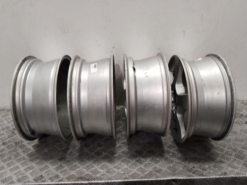 Recambio de juego llantas aluminio 16 pulgadas para seat leon (1p1) reference referencia OEM IAM 5P0601025A  6.5JX16H2 ET50