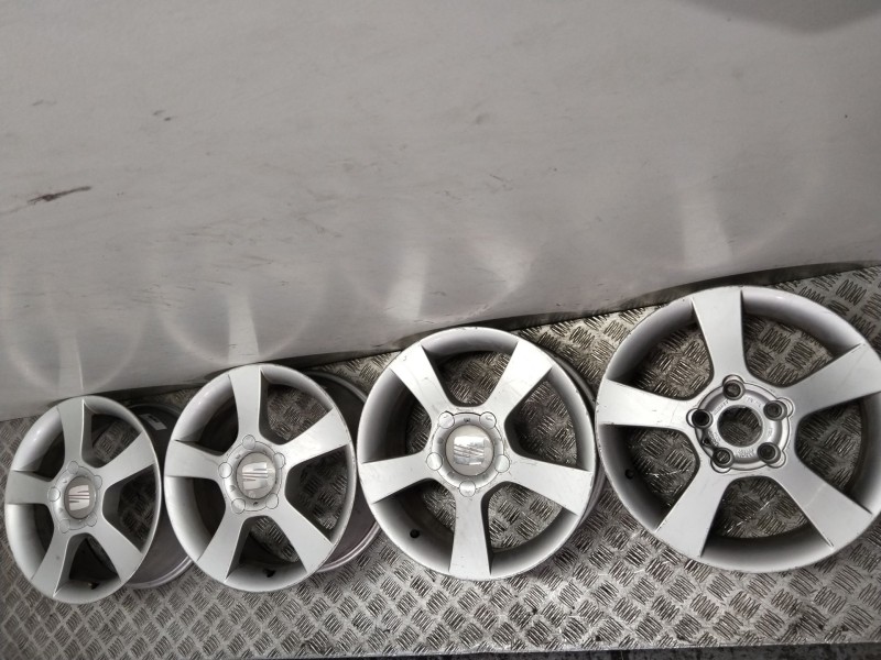 Recambio de juego llantas aluminio 16 pulgadas para seat leon (1p1) reference referencia OEM IAM 5P0601025A  6.5JX16H2 ET50