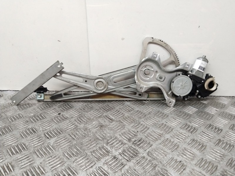 Recambio de elevalunas delantero izquierdo para toyota yaris connect referencia OEM IAM 857020F010  