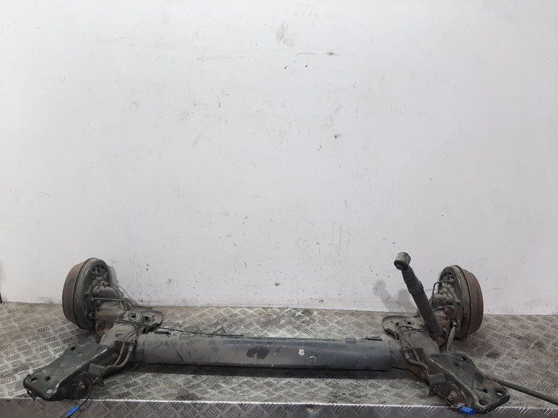 Recambio de puente trasero para peugeot 207 confort referencia OEM IAM 5148V2  