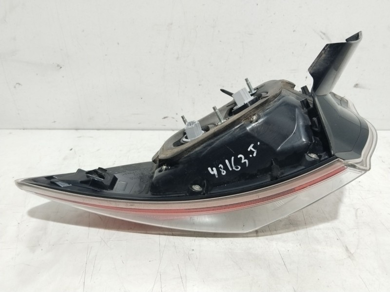 Recambio de piloto trasero izquierdo para mazda 3 lim. (bl) active referencia OEM IAM BBN751160  