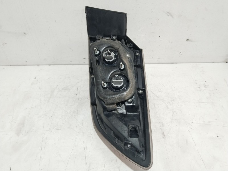Recambio de piloto trasero izquierdo para mazda 3 lim. (bl) active referencia OEM IAM BBN751160  