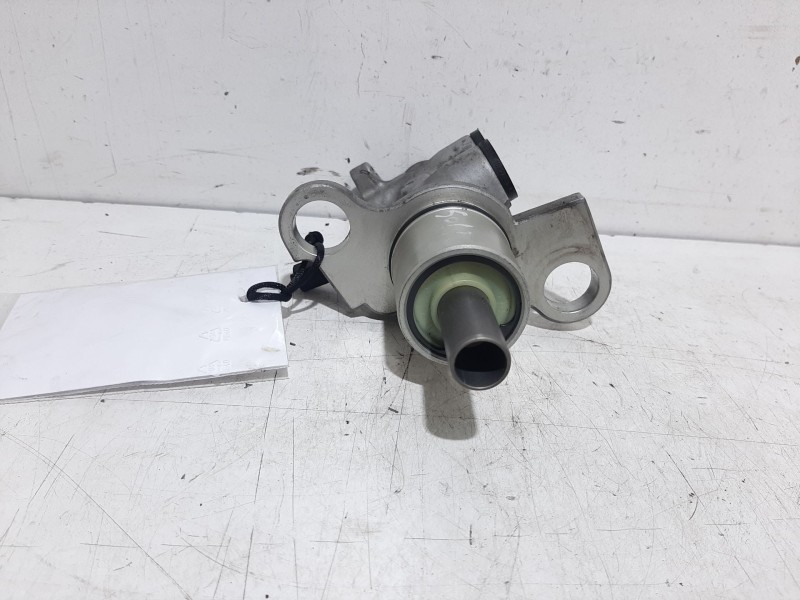 Recambio de bomba freno para audi a4 b5 avant (8d5) 1.9 tdi referencia OEM IAM    Recambio de bomba freno para audi a4 b5 avant (8d5) 1.9 tdi referencia OEM IAM