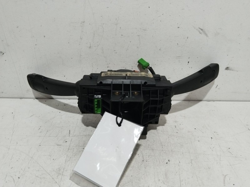 Recambio de mando multifuncion para volvo s40 berlina 2.0 d kinetic referencia OEM IAM 17D774A  