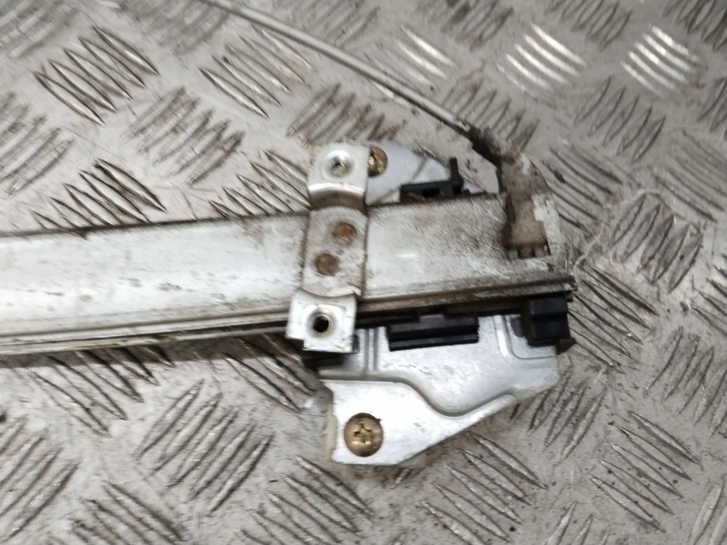 Recambio de elevalunas delantero izquierdo para mitsubishi space wagon (n80/n90) 2,4 glx referencia OEM IAM 0620200233  