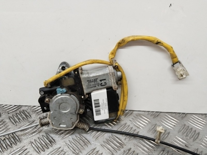 Recambio de elevalunas delantero izquierdo para mitsubishi space wagon (n80/n90) 2,4 glx referencia OEM IAM 0620200233  