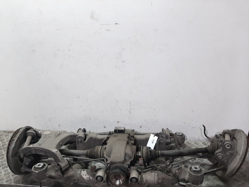 Recambio de puente trasero para bmw serie 6 cabrio (e64) 645ci referencia OEM IAM 33316770842 33326763119 33107526377