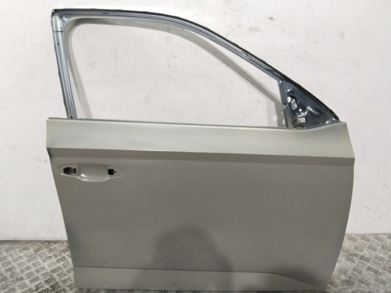 Recambio de puerta delantera derecha para skoda scala (nw) active referencia OEM IAM 657831052B  