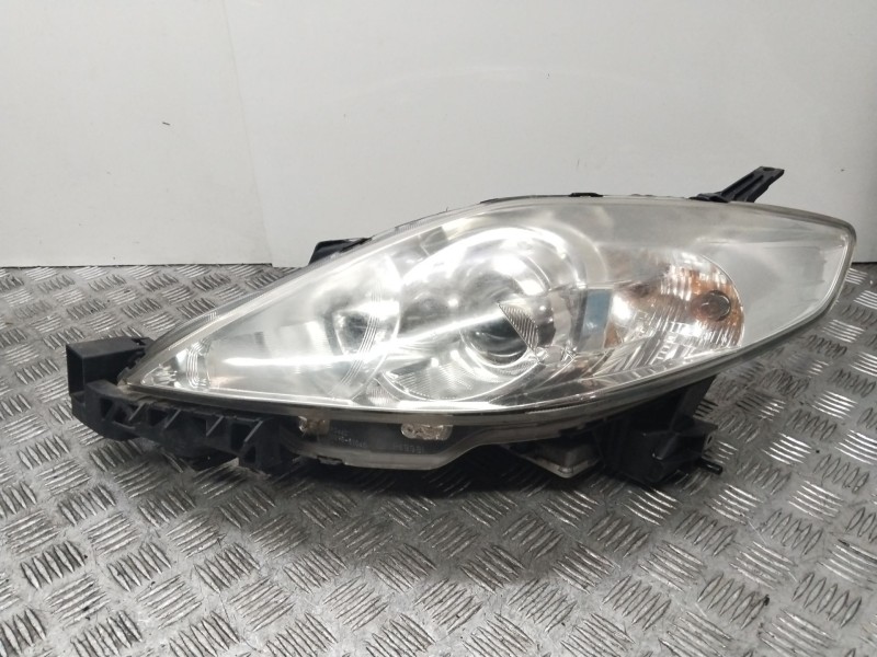 Recambio de faro izquierdo para mazda 5 (cr19) 2.0 cd (cr19) referencia OEM IAM C23551040  