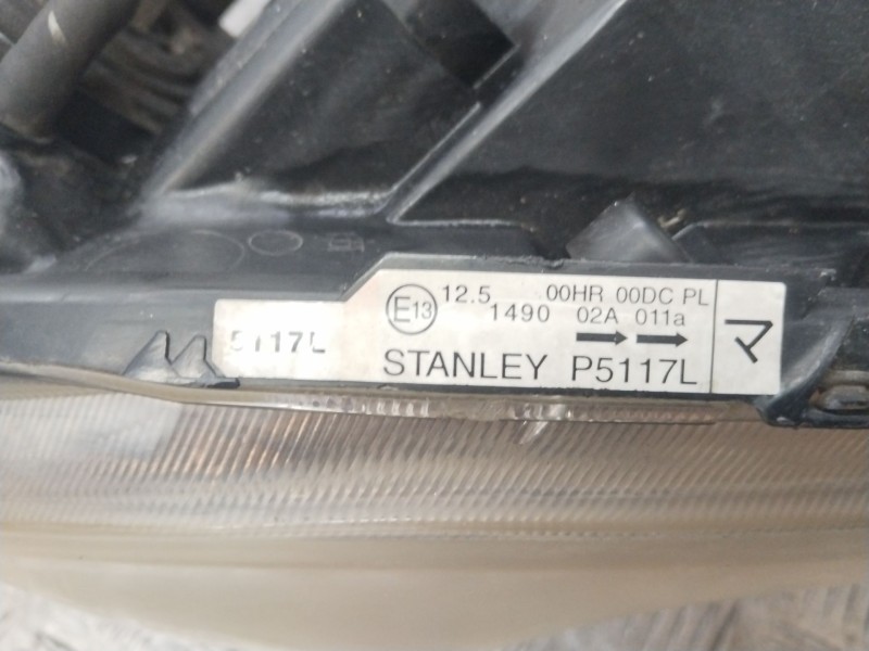 Recambio de faro izquierdo para mazda 5 (cr19) 2.0 cd (cr19) referencia OEM IAM C23551040  