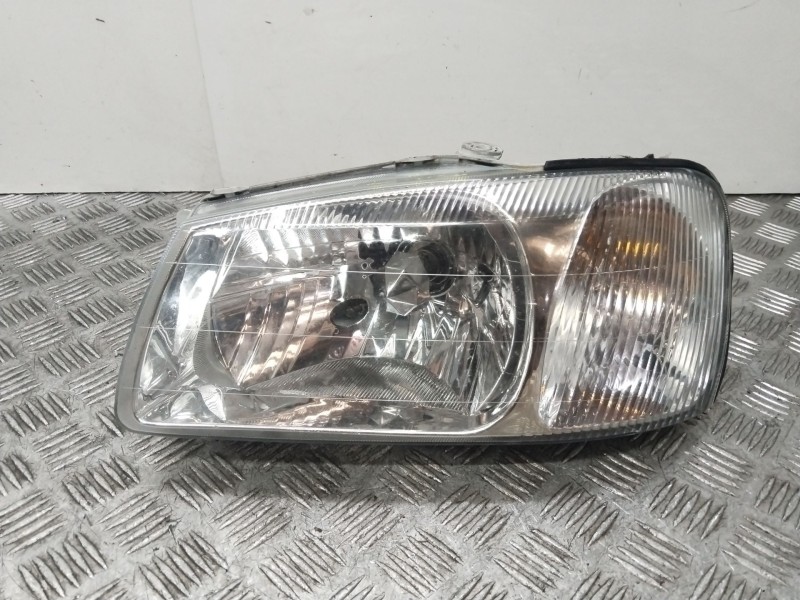 Recambio de faro izquierdo para hyundai accent ii (lc) 1.5 referencia OEM IAM 082211116L  
