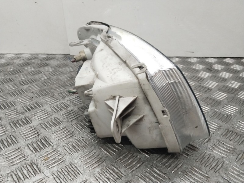 Recambio de faro izquierdo para hyundai accent ii (lc) 1.5 referencia OEM IAM 082211116L  