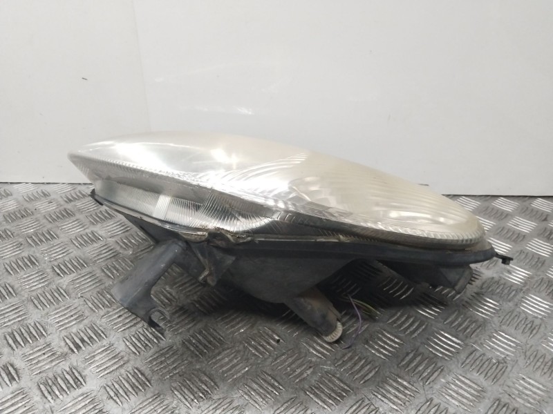 Recambio de faro izquierdo para citroën xsara picasso (n68) 2.0 hdi referencia OEM IAM 89300206  