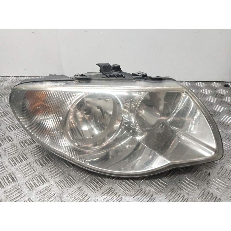 Recambio de faro derecho para chrysler voyager (rg) 2.5 crd executive referencia OEM IAM 04857830AC  