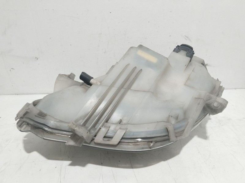 Recambio de faro derecho para smart coupe smart fun referencia OEM IAM   