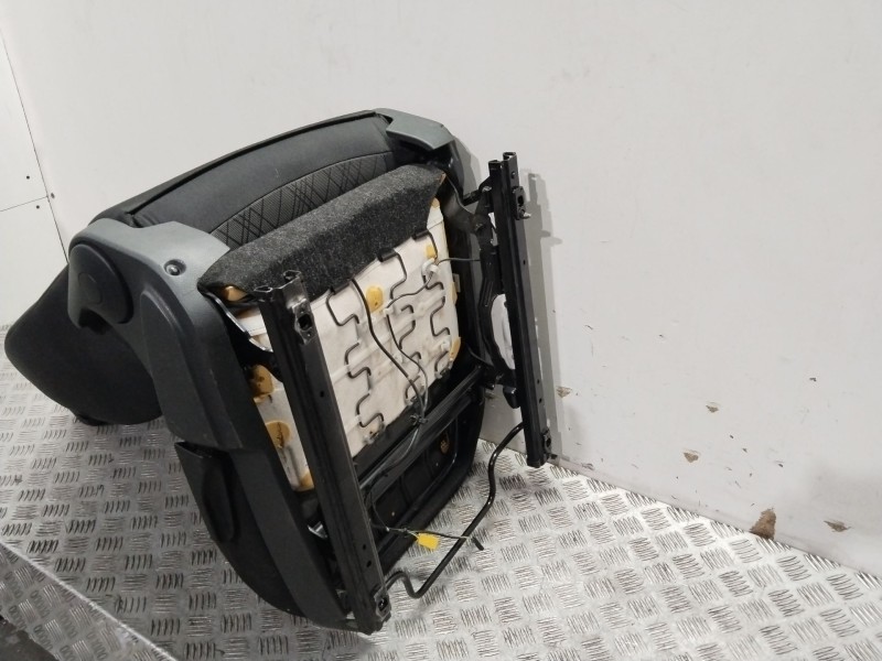 Recambio de asiento delantero izquierdo para seat toledo iv (kg3) 1.6 tdi referencia OEM IAM 6RA88105D  