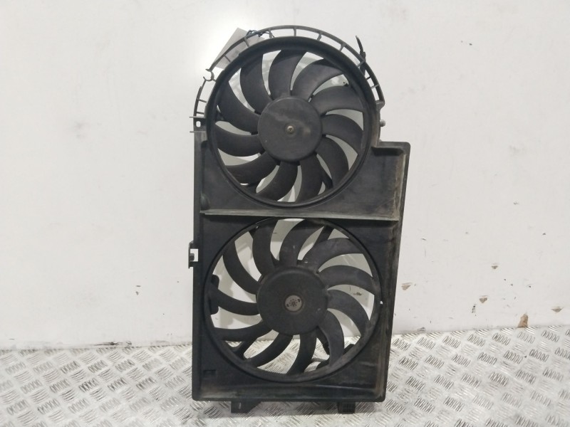 Recambio de electroventilador para chrysler voyager iv (rg, rs) 2.5 crd referencia OEM IAM 04809413AF  