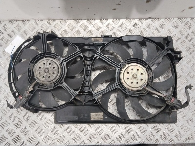 Recambio de electroventilador para chrysler voyager iv (rg, rs) 2.5 crd referencia OEM IAM 04809413AF  