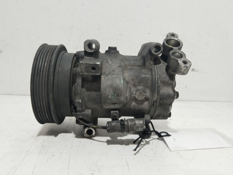 Recambio de compresor aire acondicionado para nissan micra (k12e) acenta referencia OEM IAM 8200651251  