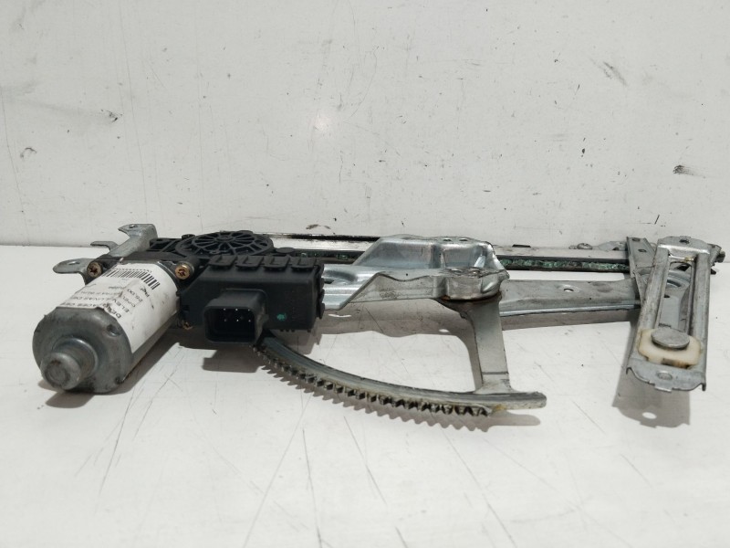 Recambio de elevalunas delantero derecho para opel astra f berlina básico referencia OEM IAM 90521882  ELECTRICO