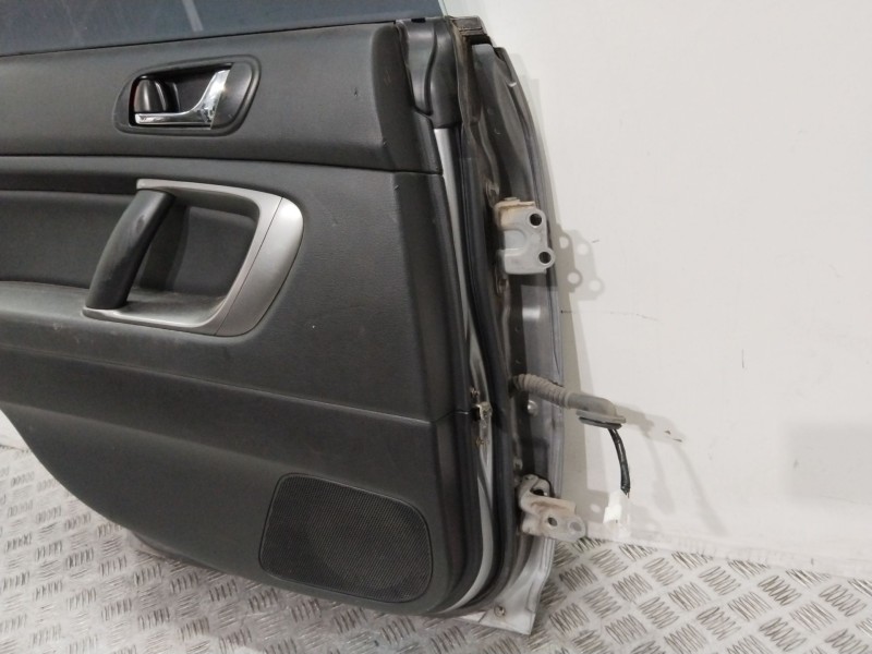 Recambio de puerta trasera izquierda para subaru legacy familiar/outback b13 (bp) 2.5i outback referencia OEM IAM 60409AG0709P   Recambio de puerta trasera izquierda para subaru legacy familiar/outback b13 (bp) 2.5i outback referencia OEM IAM 60409AG0709P