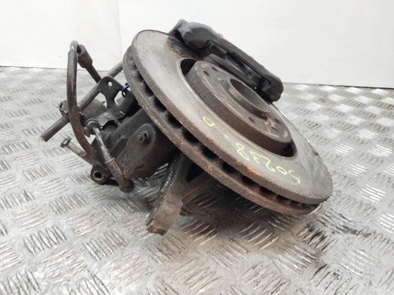 Recambio de mangueta delantera derecha para citroën xsara (n1) 2.0 16v referencia OEM IAM 364654  