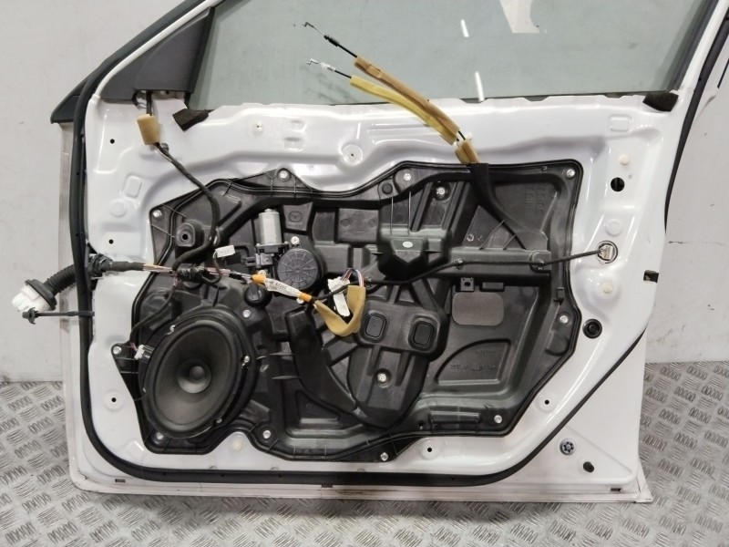 Recambio de puerta delantera derecha para mazda 3 lim. (bl) active referencia OEM IAM BBY95802XF  BLANCO