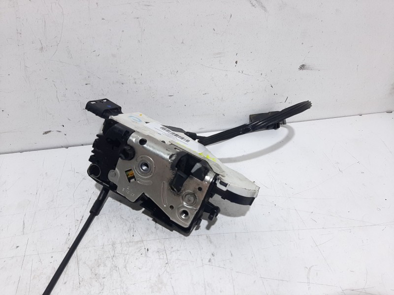 Recambio de cerradura puerta delantera derecha para peugeot 207 confort referencia OEM IAM 24094158  