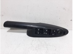 Recambio de mando elevalunas delantero izquierdo para hyundai tucson (jm) 2,0 crdi vgt comfort full 4x2 referencia OEM IAM 93570