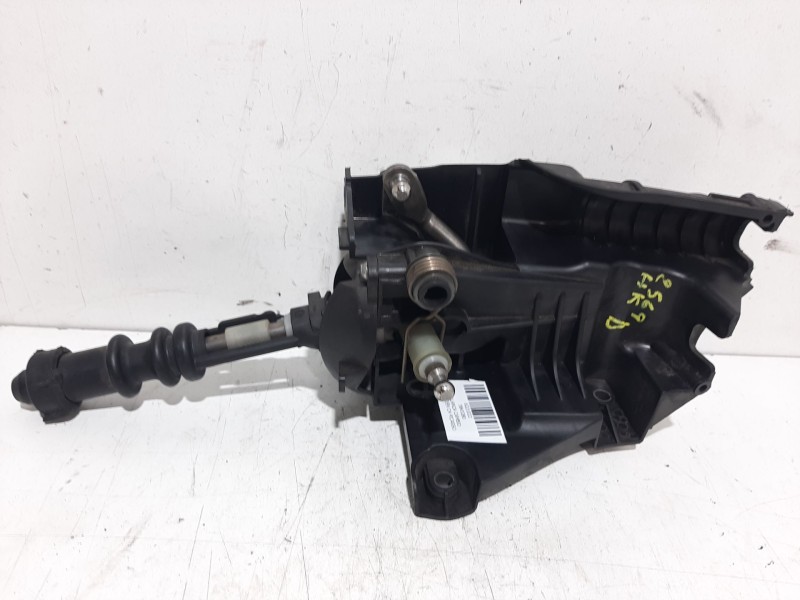 Recambio de palanca cambio para citroën c4 picasso millenium referencia OEM IAM 3843280  