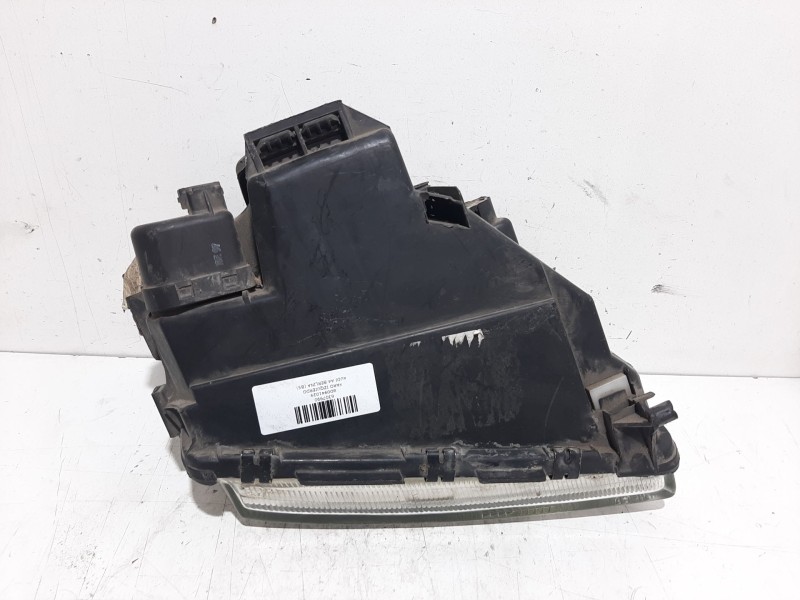 Recambio de faro izquierdo para audi a4 berlina (b5) 1.8 referencia OEM IAM 8D0941029  