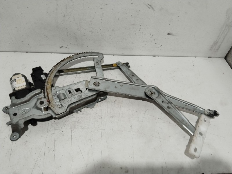 Recambio de elevalunas delantero derecho para opel combo (corsa c) familiar referencia OEM IAM 13173070  