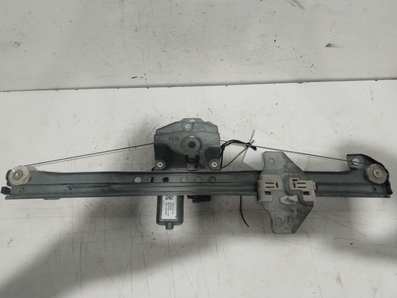 Recambio de elevalunas trasero derecho para dacia lodgy ambiance referencia OEM IAM 827202127R  