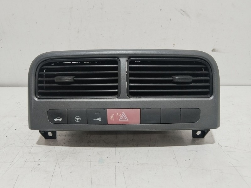 Recambio de rejilla aireadora central para fiat grande punto (199) 1.4 referencia OEM IAM 735386328  