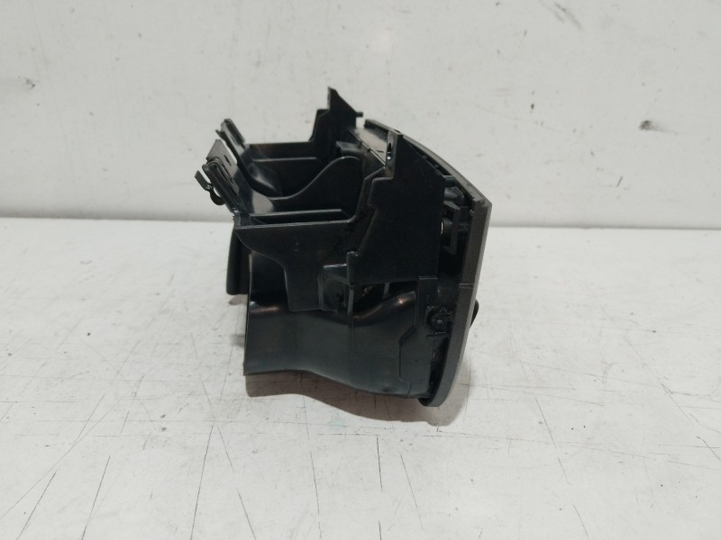 Recambio de rejilla aireadora central para fiat grande punto (199) 1.4 referencia OEM IAM 735386328  