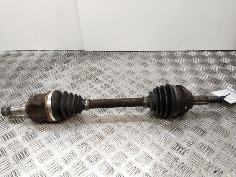 Recambio de transmision delantera derecha para chrysler voyager (rg) 2.5 crd executive referencia OEM IAM P04641884AE  