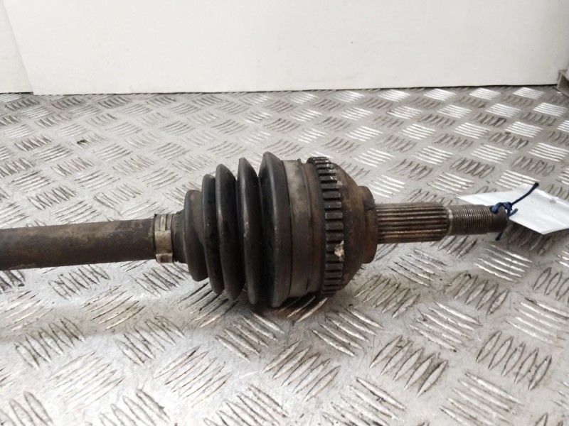 Recambio de transmision delantera derecha para chrysler voyager (rg) 2.5 crd executive referencia OEM IAM P04641884AE  