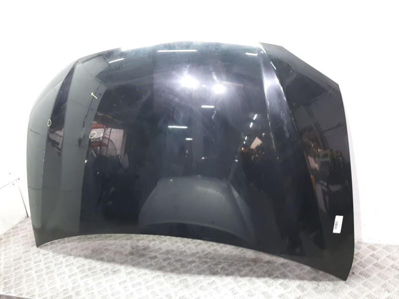 Recambio de capot para ssangyong rodius i 2.7 xdi referencia OEM IAM   NEGRO