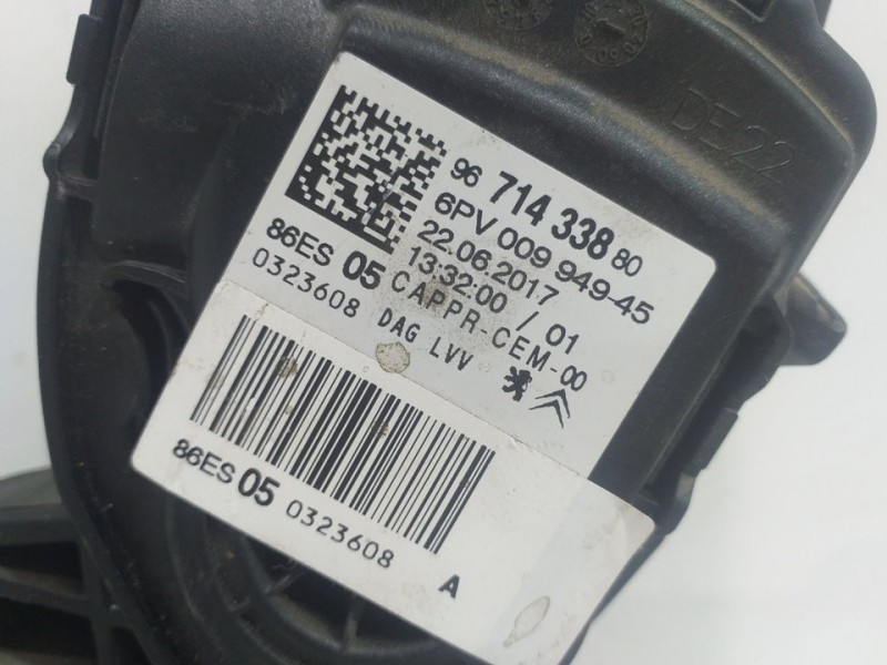 Recambio de pedal acelerador para peugeot 208 allure referencia OEM IAM 1601CX  