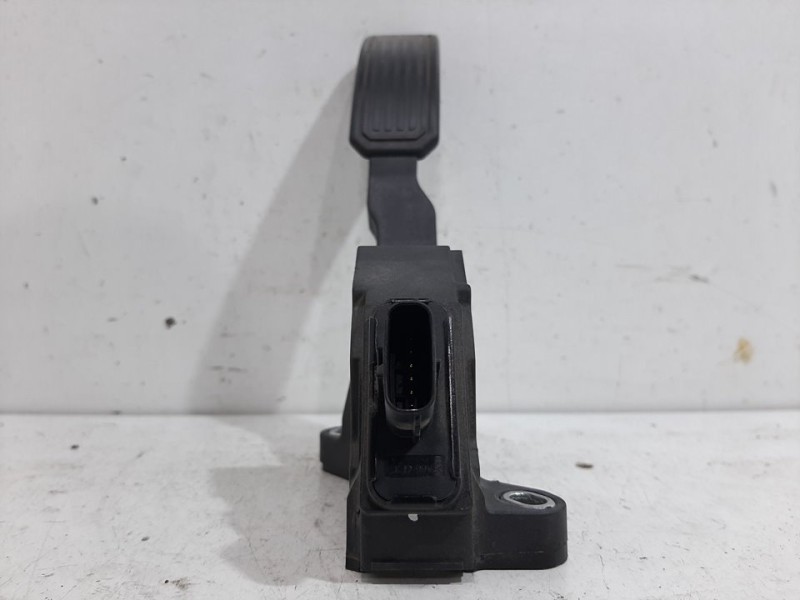 Recambio de pedal acelerador para toyota auris active referencia OEM IAM 7811002011 6 PINES 01229721403