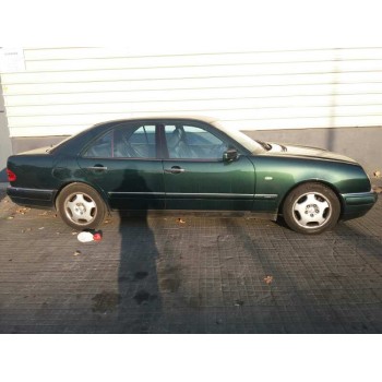MERCEDES-BENZ CLASE E (W210) BERLINA
